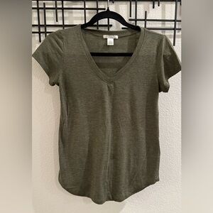 Bozzolo Olive Short Sleeve V-Neck Tee